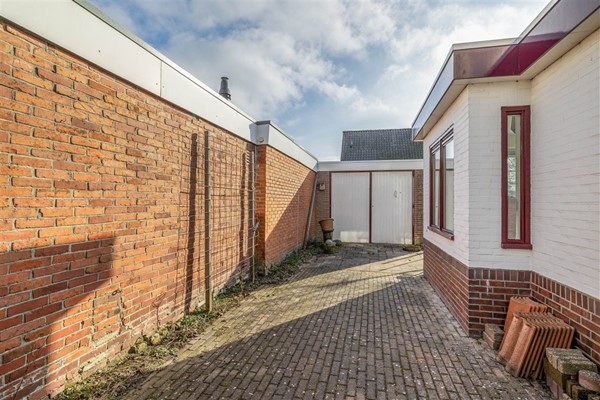 Medium property photo - Burgemeester van Roijenstraat Oost 97, 9602 CB Hoogezand